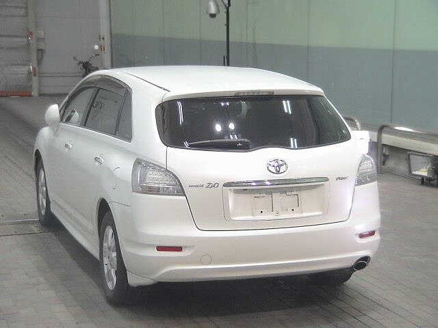 TOYOTA MARK X ZIO