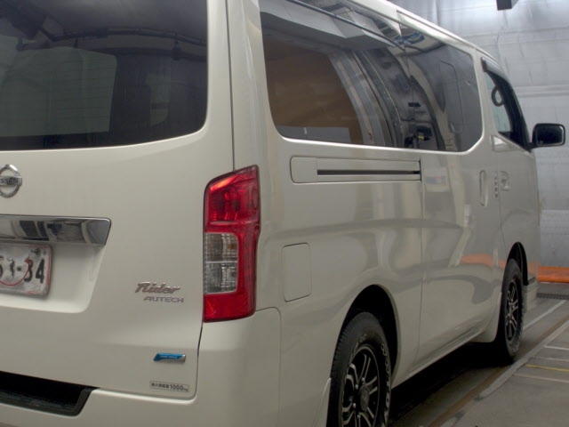 NISSAN NV350 CARAVAN