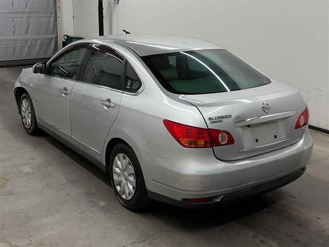 NISSAN BLUEBIRD SYLPHY