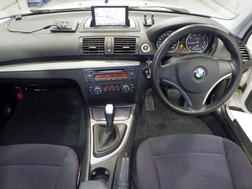 BMW 1-SERIES