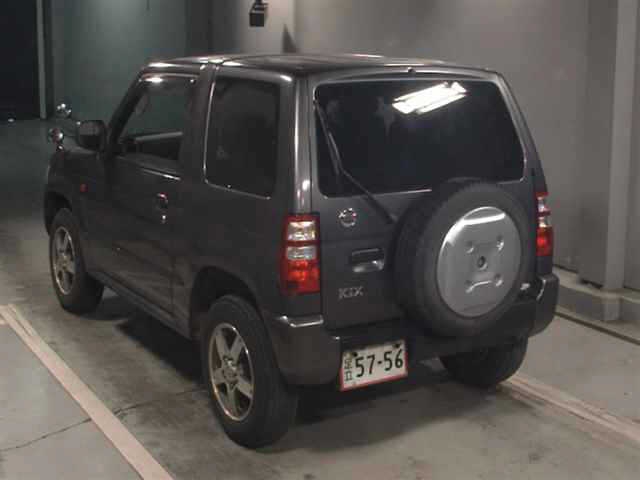 NISSAN KIX