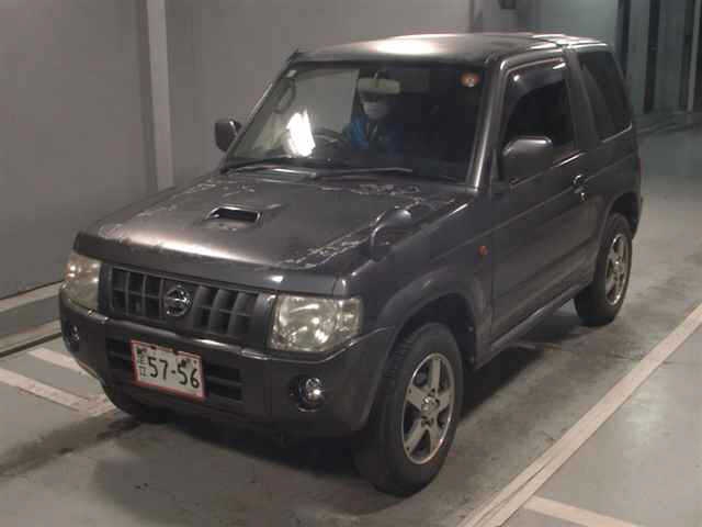 NISSAN KIX