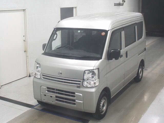 NISSAN NV100 CLIPPER