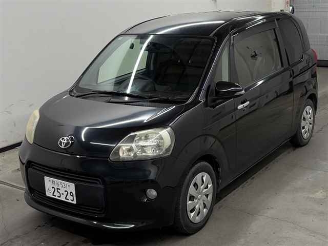 TOYOTA PORTE