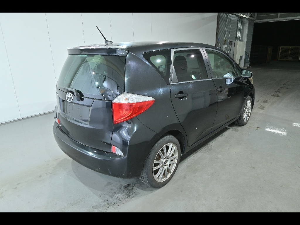 TOYOTA RACTIS