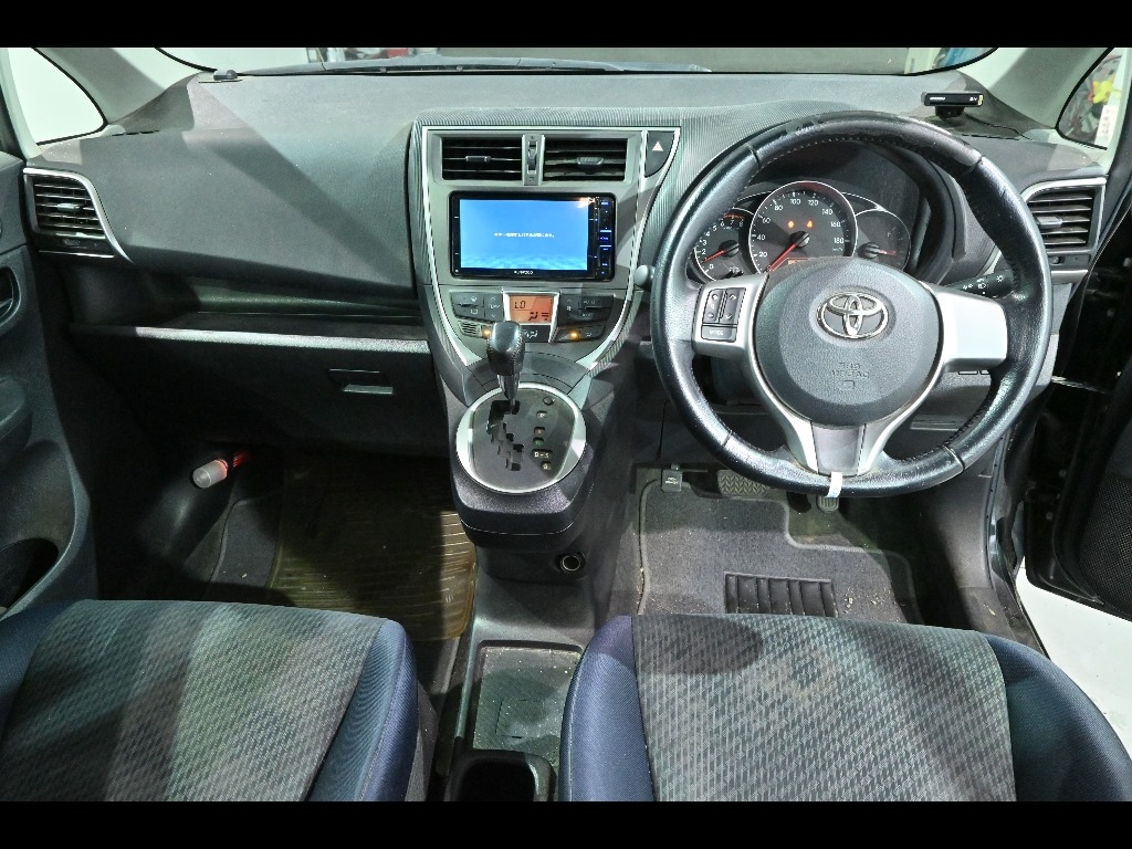TOYOTA RACTIS