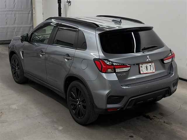 MITSUBISHI RVR