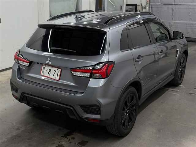 MITSUBISHI RVR