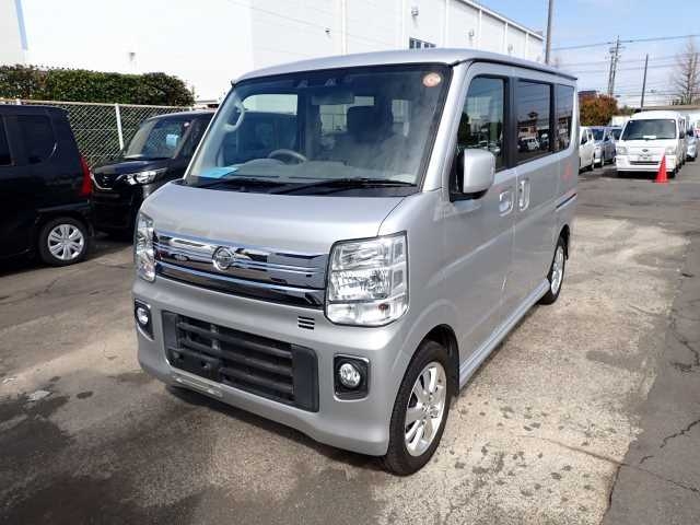 NISSAN NV100 CLIPPER