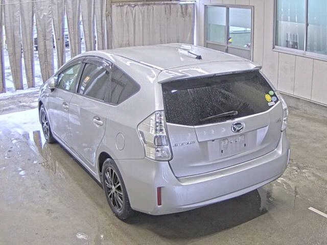 DAIHATSU MEBIUS