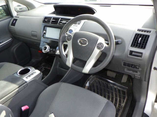 DAIHATSU MEBIUS