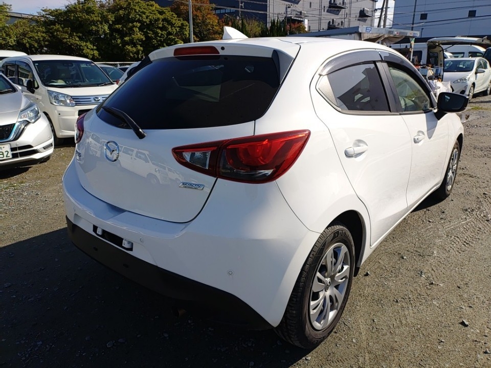 MAZDA MAZDA2