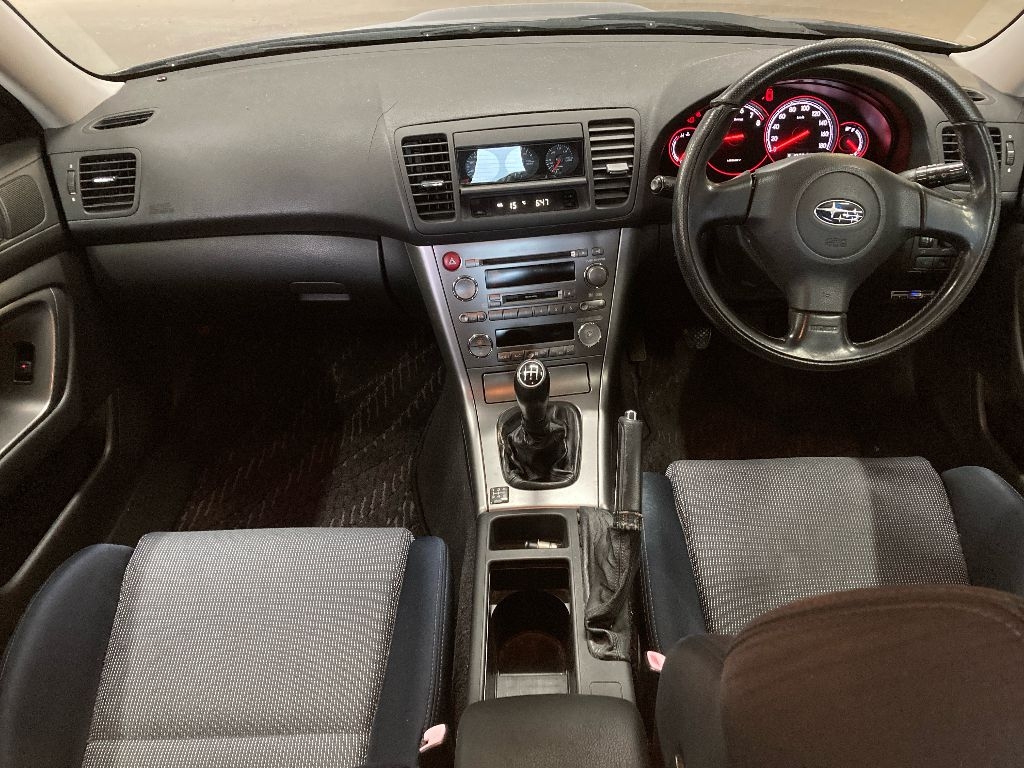 SUBARU LEGACY B4