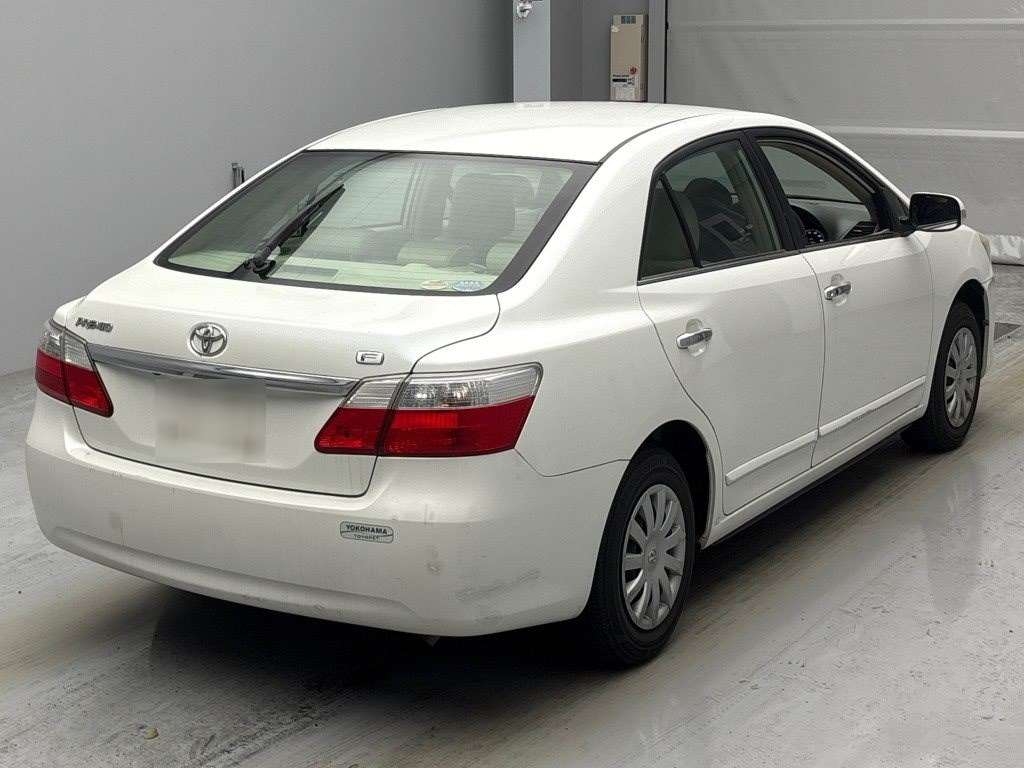 TOYOTA PREMIO