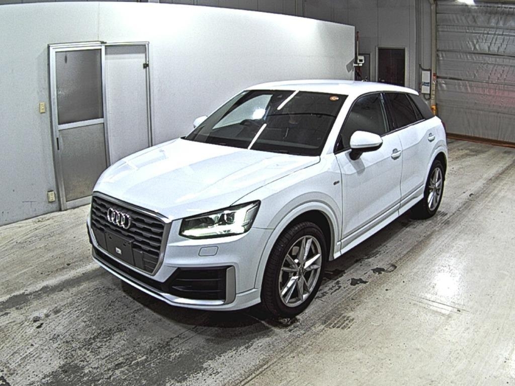 AUDI Q2