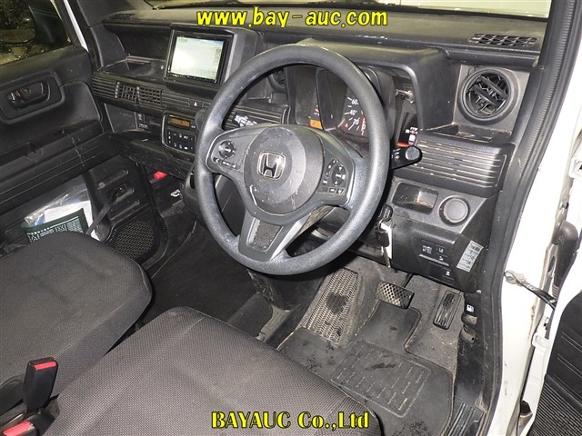 HONDA N-VAN