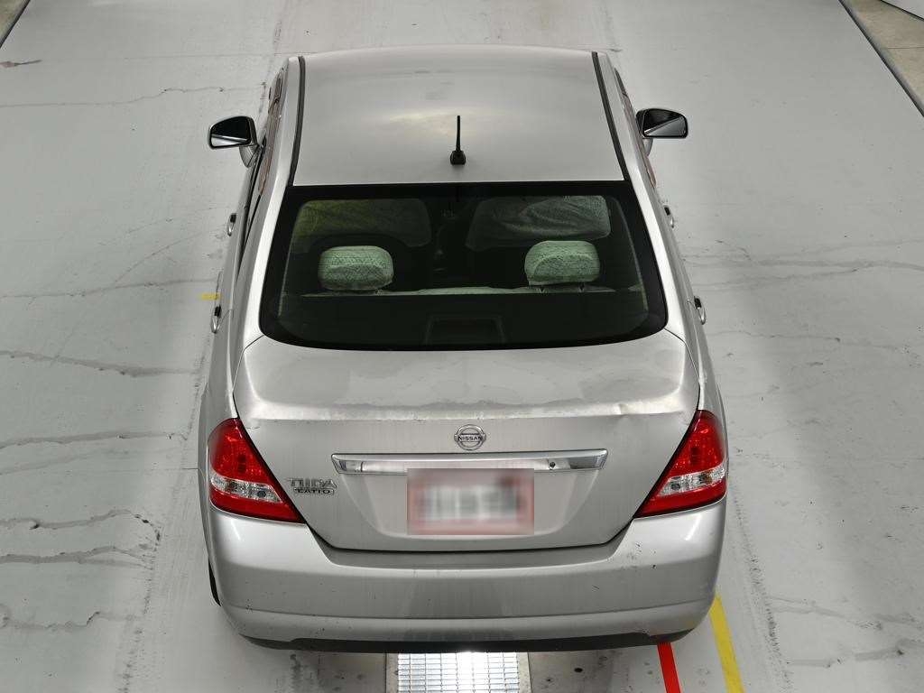 NISSAN TIIDA LATIO