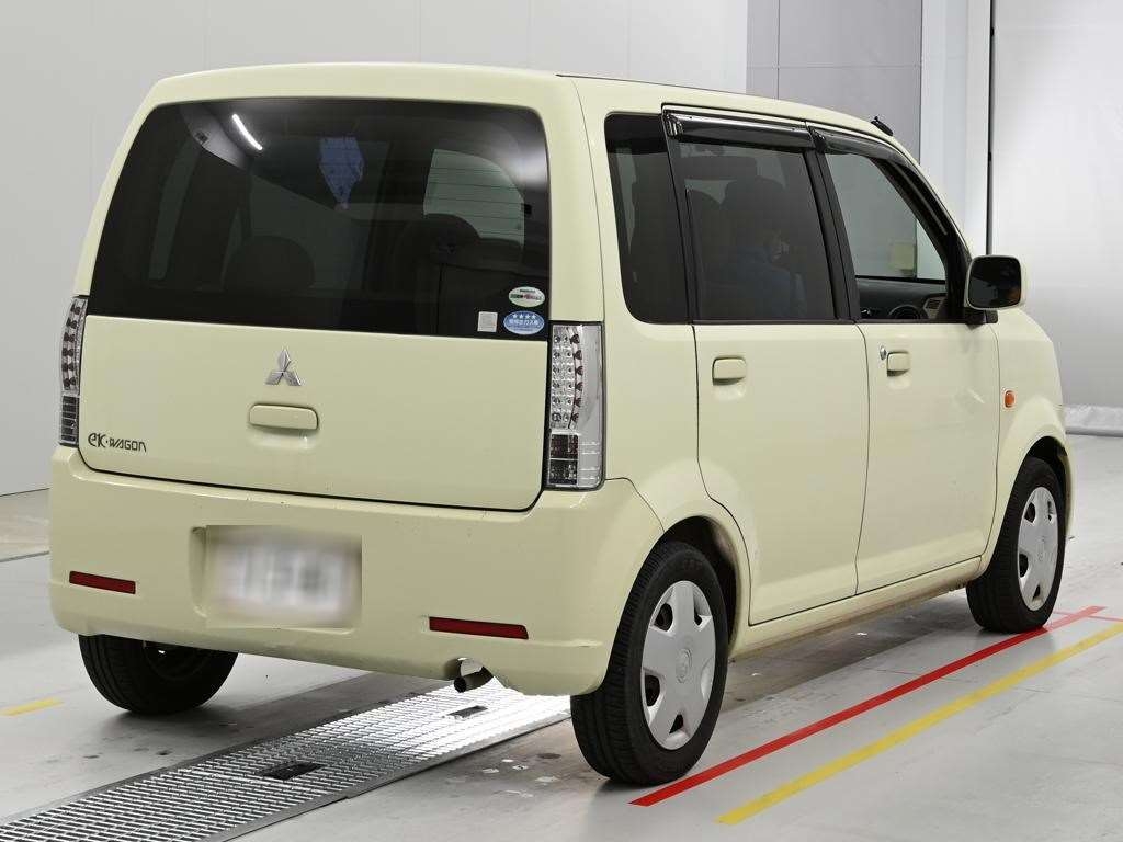 MITSUBISHI EK WAGON