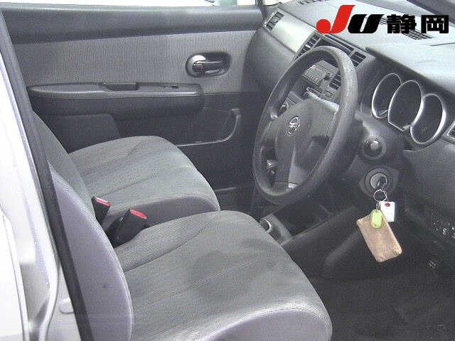 NISSAN TIIDA LATIO