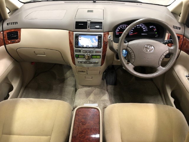 TOYOTA IPSUM