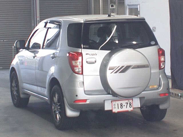 TOYOTA RUSH
