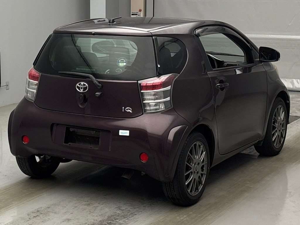 TOYOTA IQ
