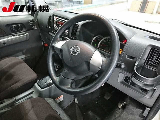 NISSAN CLIPPER