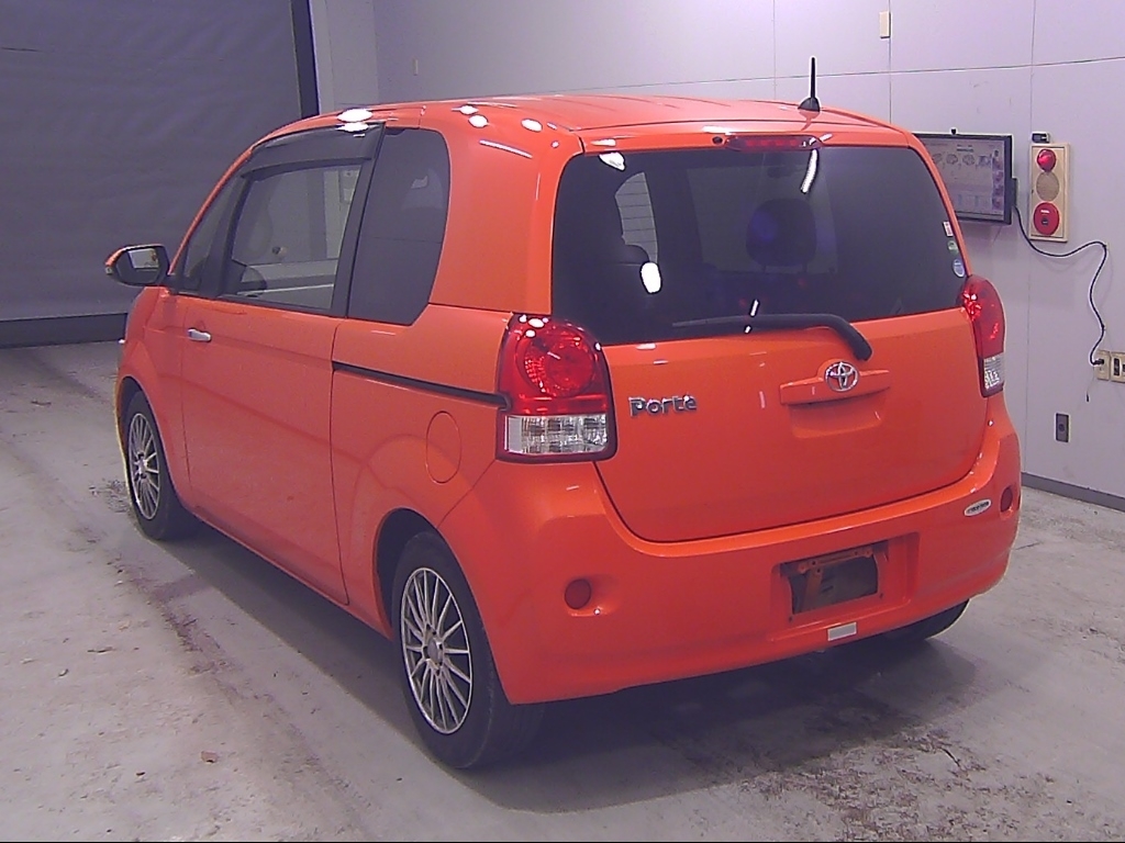 TOYOTA PORTE
