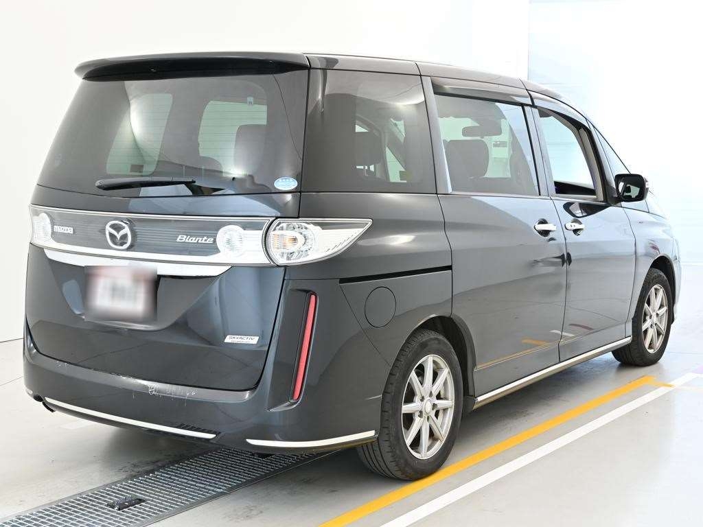 MAZDA BIANTE