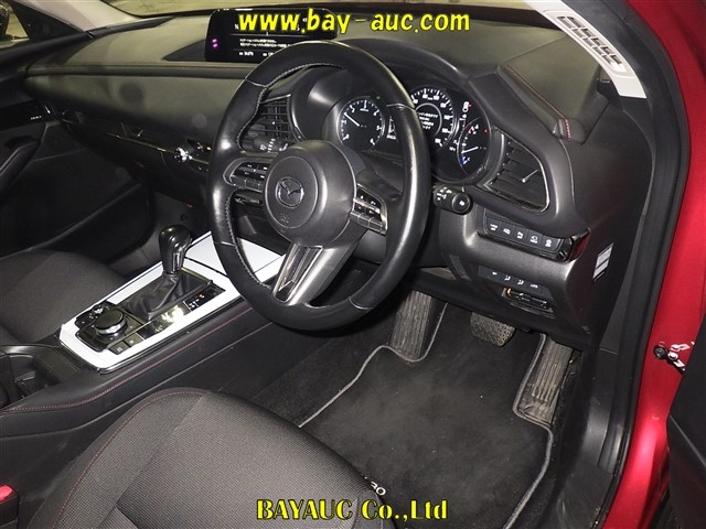 MAZDA CX-30