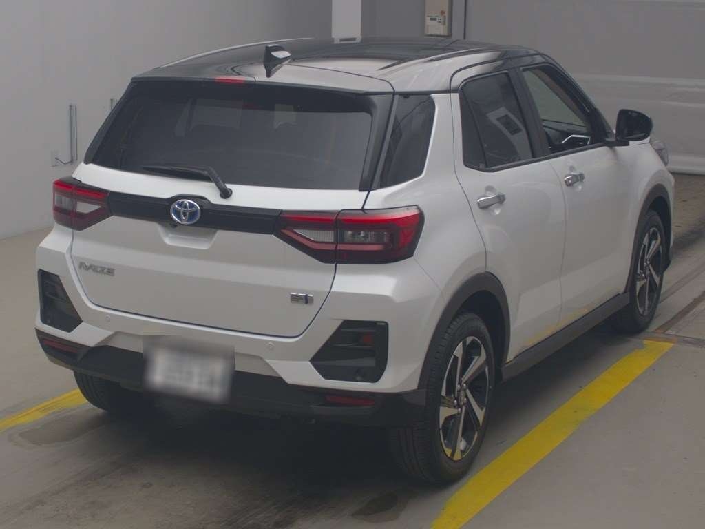 TOYOTA RAIZE