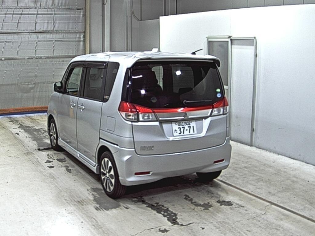 MITSUBISHI DELICA D:2