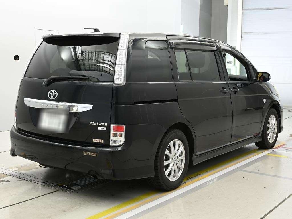 TOYOTA ISIS