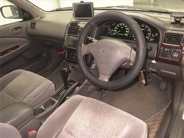 TOYOTA CORONA PREMIO