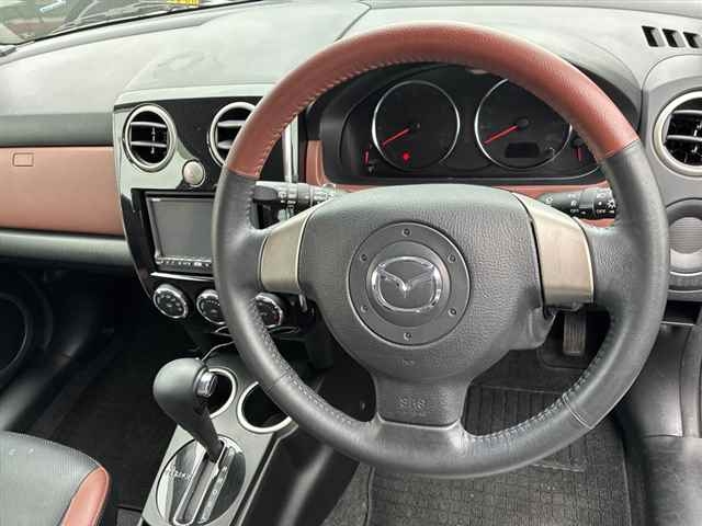 MAZDA VERISA