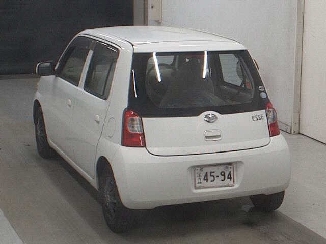DAIHATSU ESSE