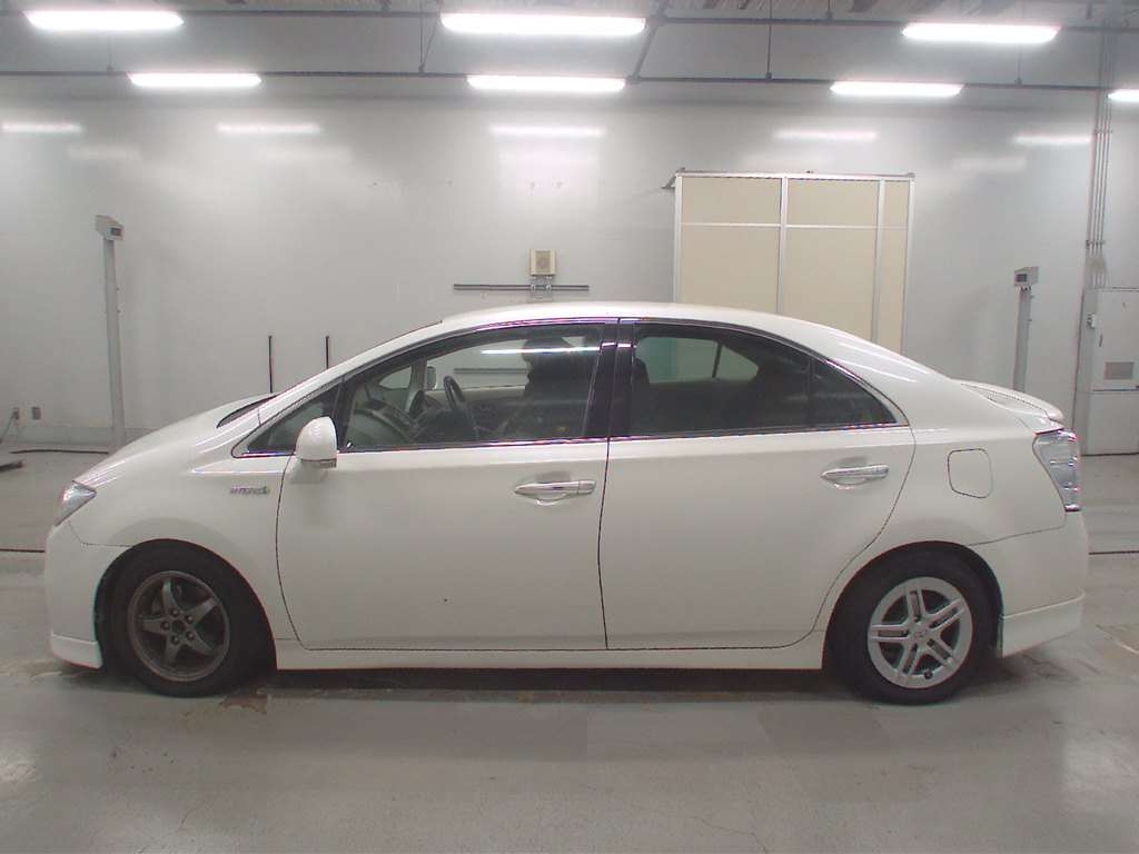 TOYOTA SAI