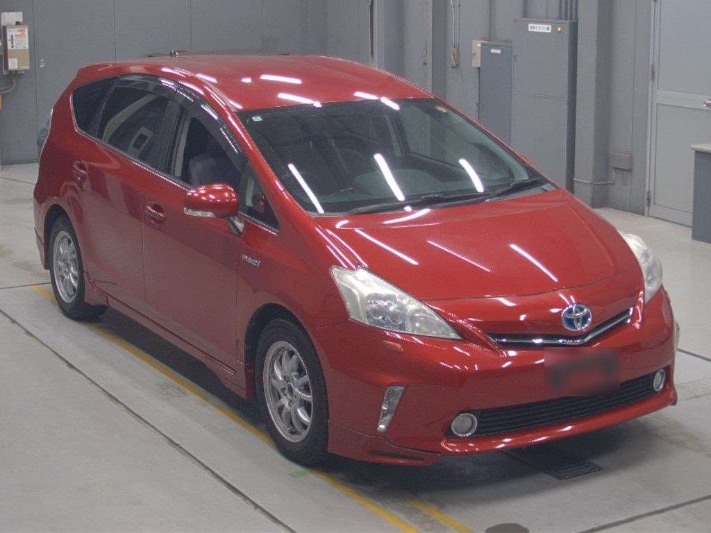 TOYOTA PRIUS ALPHA