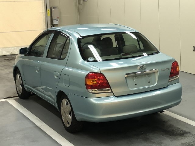 TOYOTA PLATZ