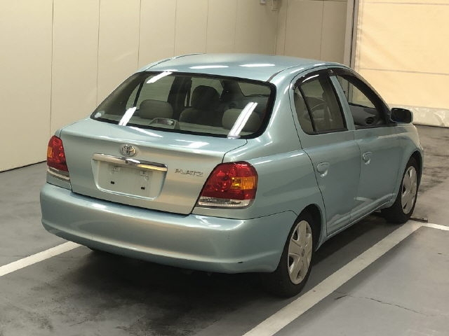 TOYOTA PLATZ