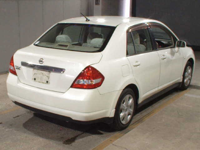 NISSAN TIIDA LATIO