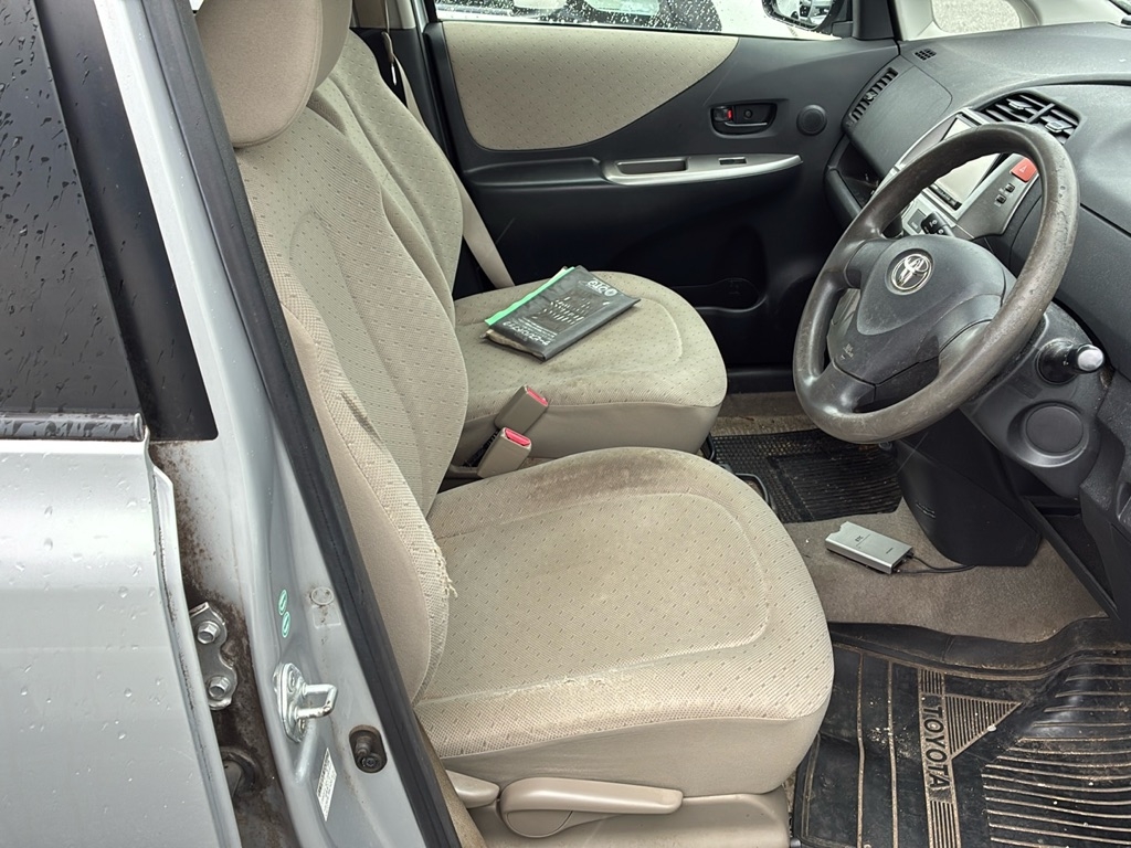 TOYOTA RACTIS
