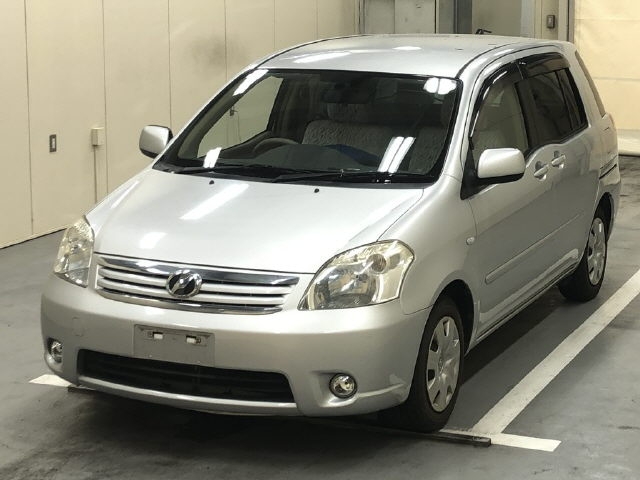 TOYOTA RAUM