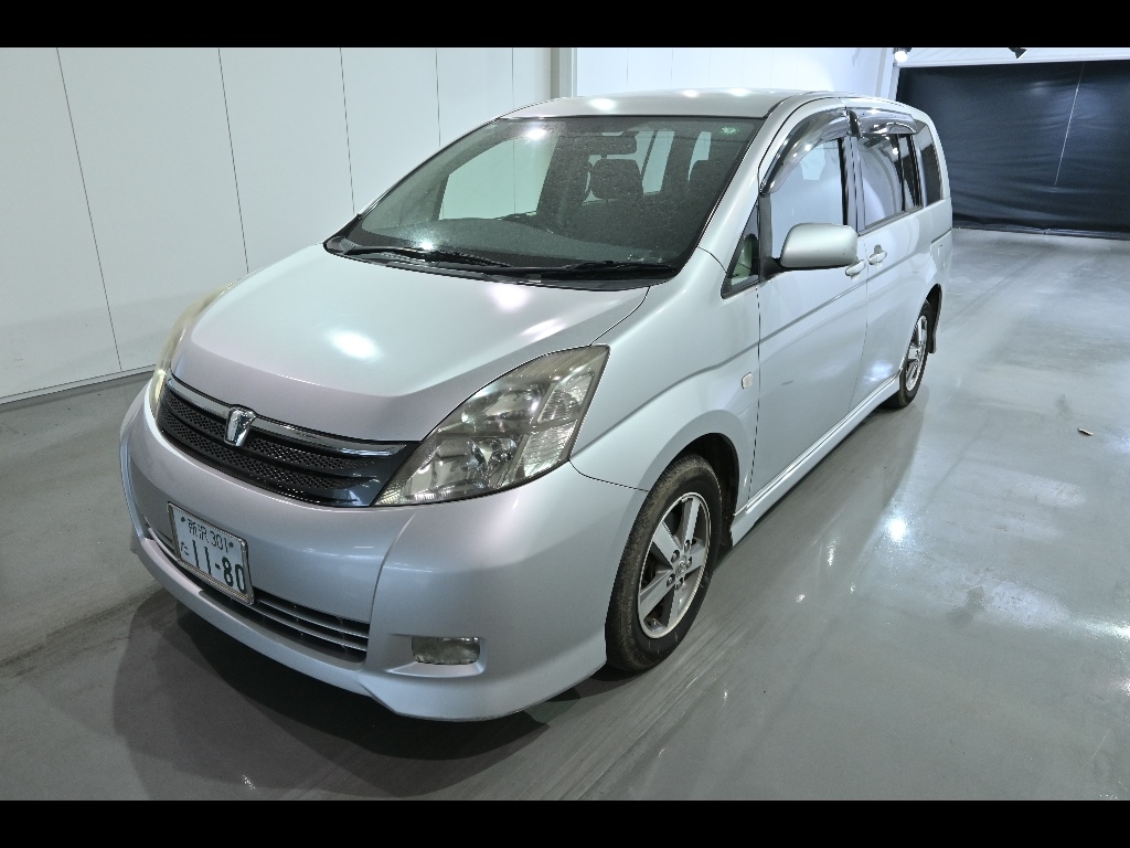 TOYOTA ISIS