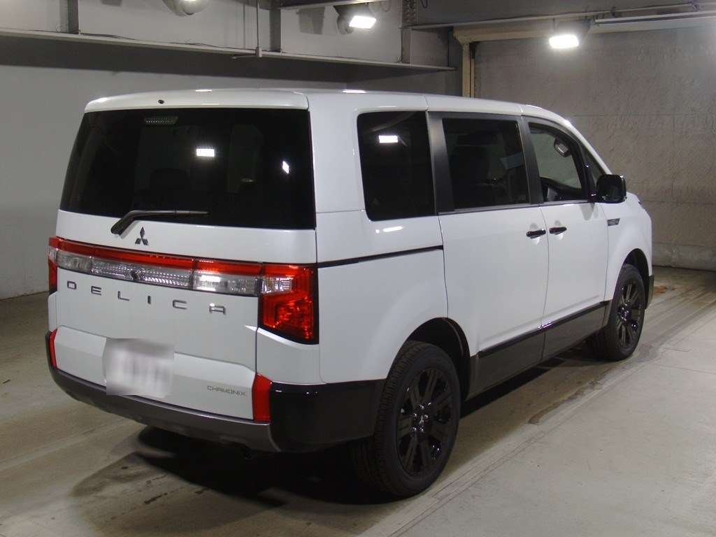 MITSUBISHI DELICA D:5