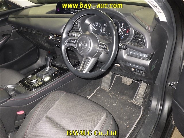 MAZDA CX-30