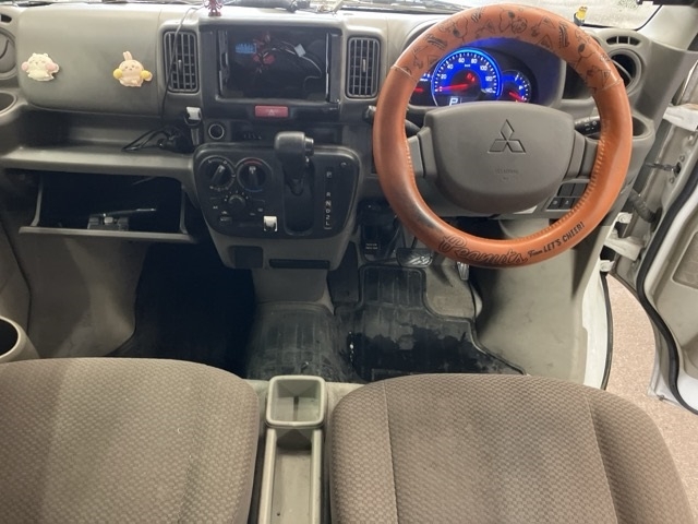 MITSUBISHI MINICAB