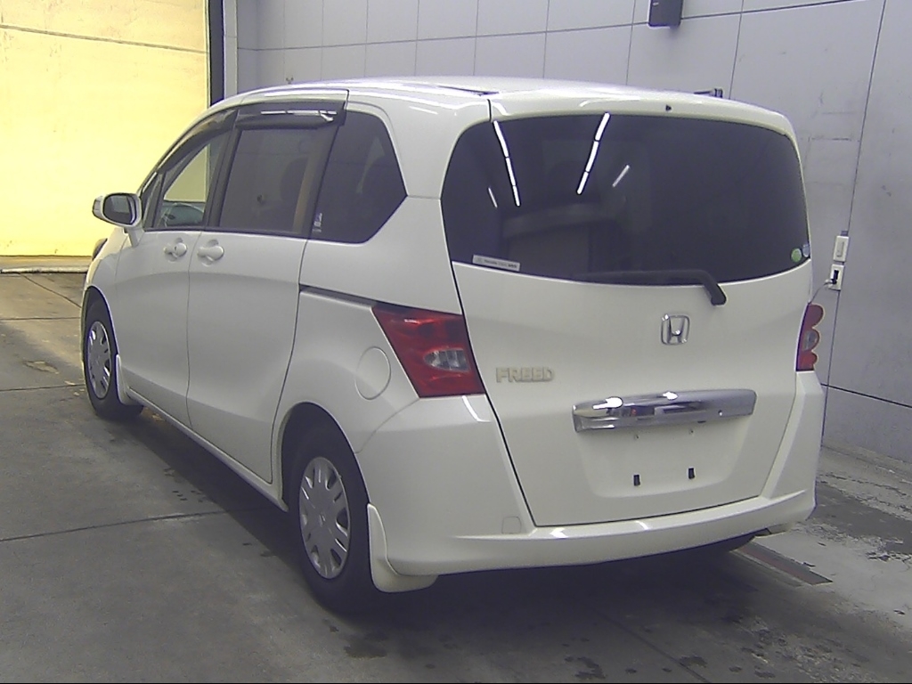 HONDA FREED