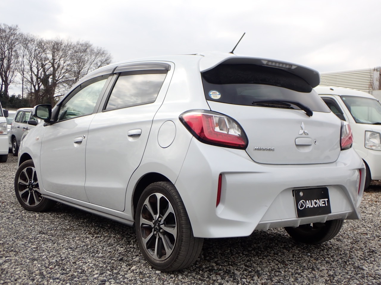 MITSUBISHI MIRAGE