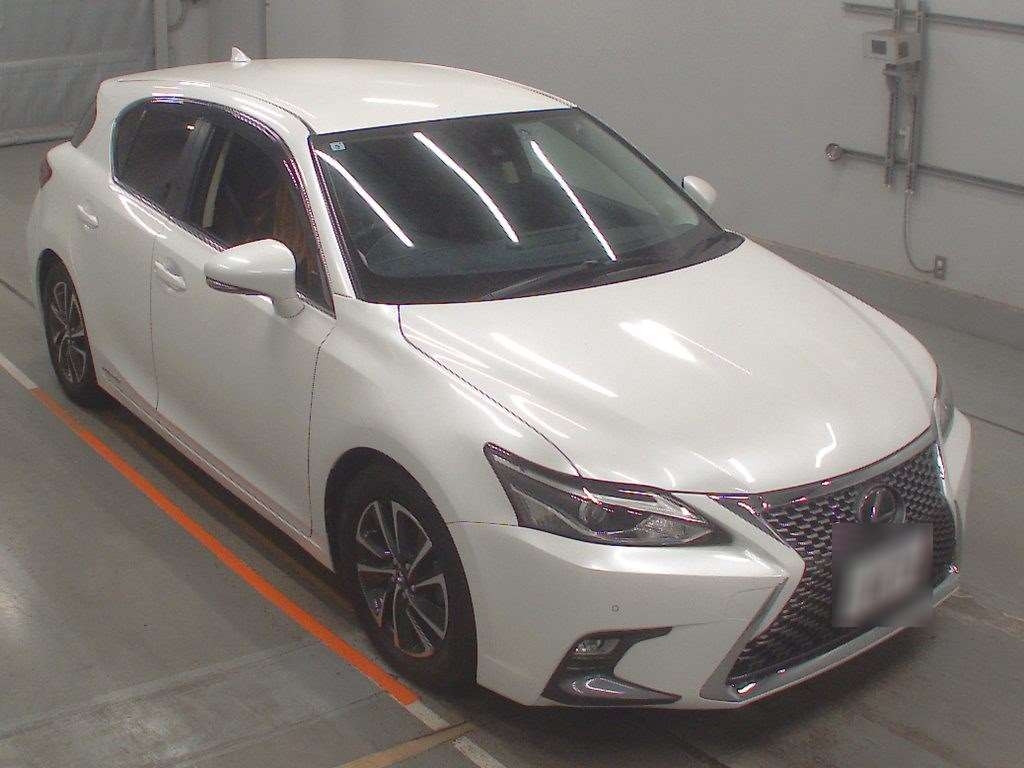 LEXUS CT200H